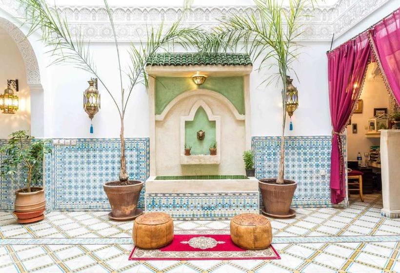 Riad Mouna