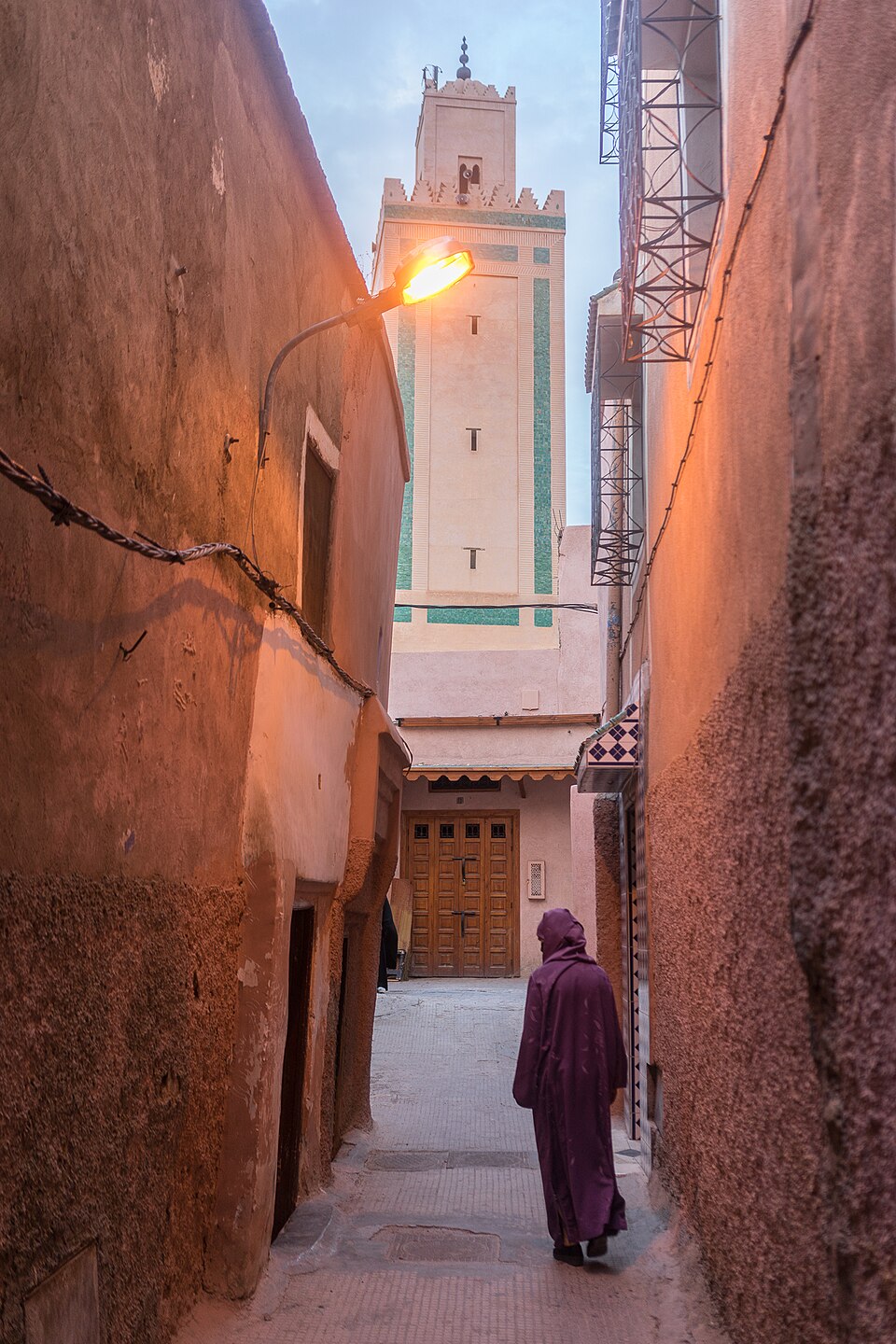 Use GPS Pins, Not Addresses, to Navigate the Medina