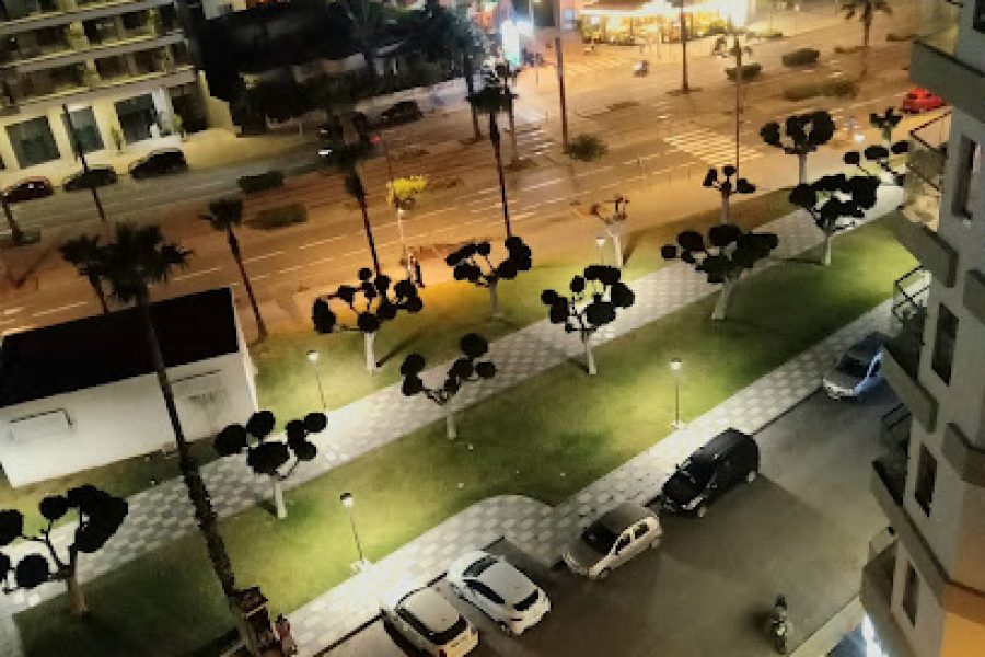 شارع عبد المومن اونفاص اوطيل ايديس، اقامة الكتبية